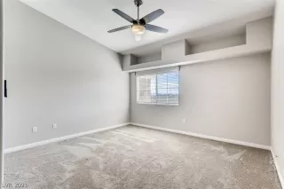 Photo #5: 2268496 Listing