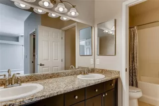 Photo #6: 2268496 Listing