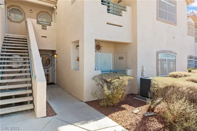 MLS: 2268501 Condo For Sale