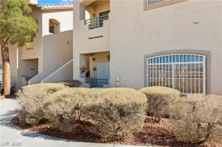 Photo #2: 2268501 Listing