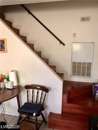 Photo #5: 2268510 Listing