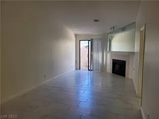 Photo #3: 2268541 Listing 