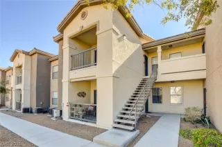 Photo #2: 2268547 Listing