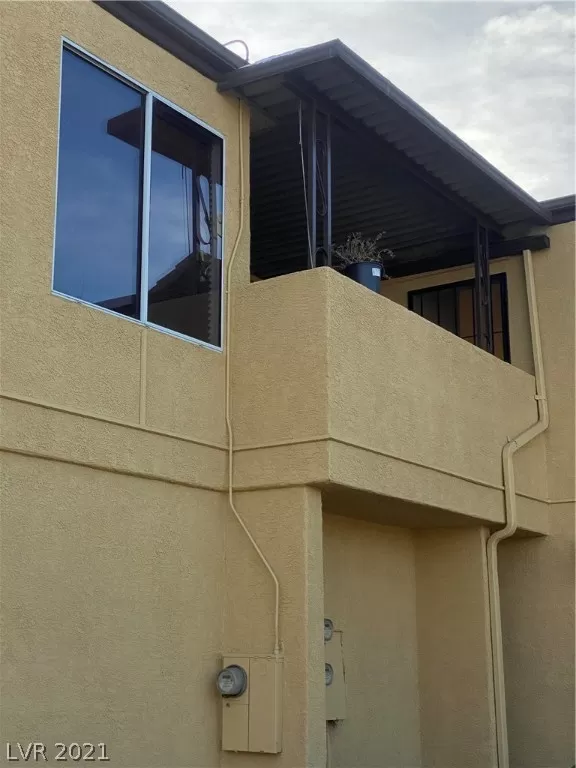 MLS: 2268594 Condo For Sale