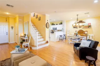 Photo #6: 2268670 Listing 