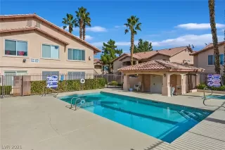 Photo #1: 2268711 Listing