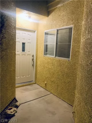 Photo #2: 2268754 Listing