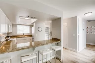 Photo #1: 2268774 Listing