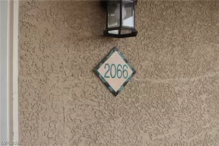 Photo #3: 2268808 Listing 