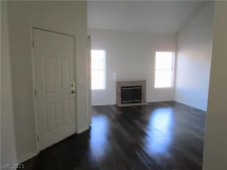 Photo #4: 2268808 Listing 