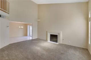 Photo #3: 2268821 Listing