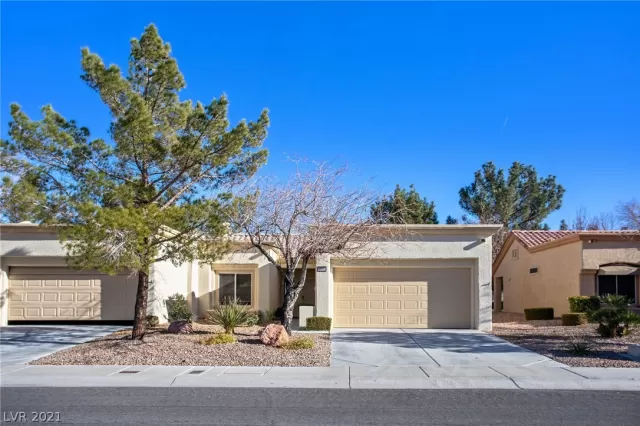 MLS: 2268892 Condo For Sale