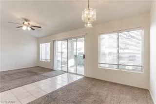 Photo #5: 2268892 Listing 