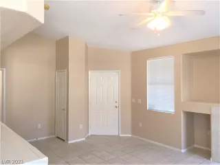 Photo #2: 2268926 Listing 