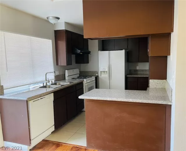 MLS: 2268934 Condo For Sale