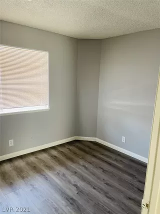 Photo #4: 2268934 Listing 