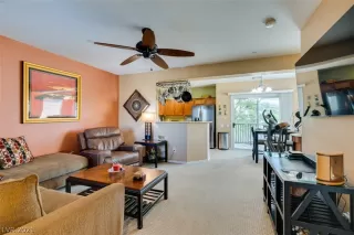 Photo #2: 2268969 Listing