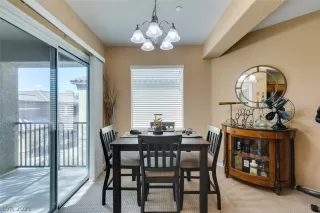 Photo #3: 2268969 Listing