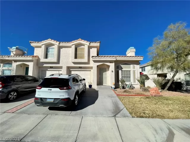 MLS: 2268976 Condo For Sale