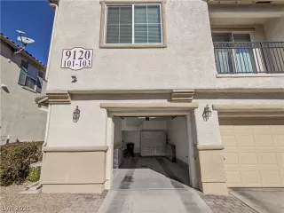 Photo #1: 2268984 Listing 