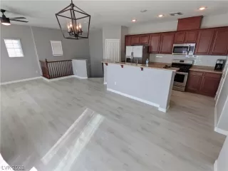 Photo #4: 2268984 Listing 