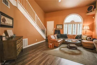 Photo #3: 2268996 Listing 