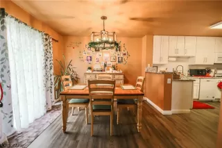 Photo #5: 2268996 Listing 