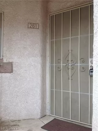 Photo #1: 2269002 Listing 