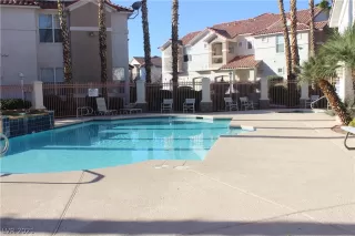 Photo #3: 2269005 Listing 