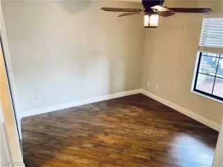 Photo #5: 2269036 Listing