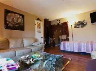 Photo #3: 2269055 Listing