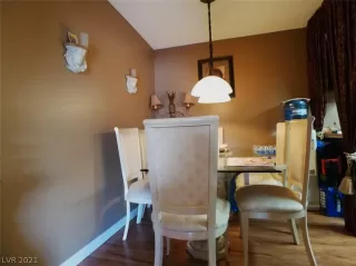 Photo #5: 2269055 Listing