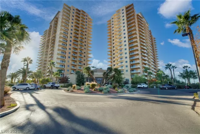 MLS: 2269142 Condo For Sale