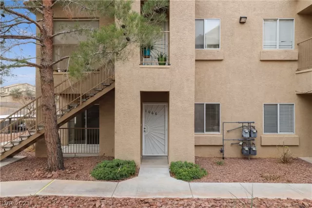 MLS: 2269165 Condo For Sale