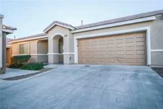 Photo #1: 2269168 Listing 