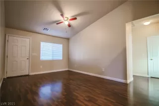 Photo #3: 2269168 Listing 