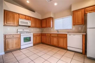 Photo #6: 2269168 Listing 