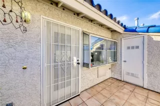 Photo #4: 2269205 Listing