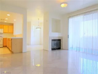 Photo #1: 2269278 Listing 