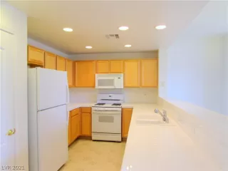 Photo #4: 2269278 Listing 