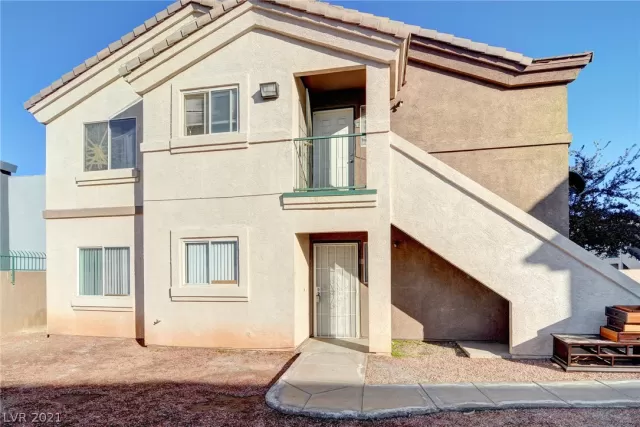 MLS: 2269286 Condo For Sale