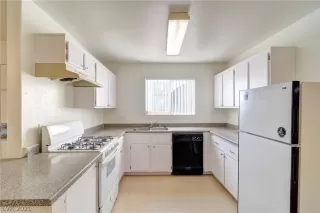 Photo #3: 2269286 Listing 