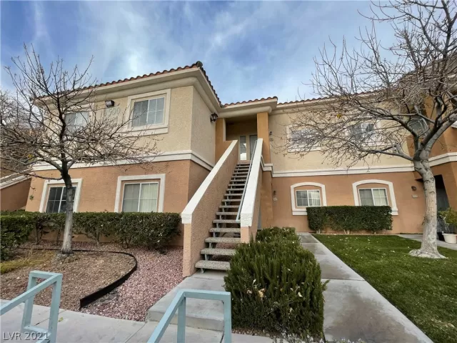 MLS: 2269320 Condo For Sale