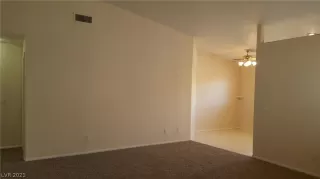 Photo #1: 2269346 Listing 