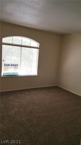 Photo #5: 2269346 Listing 