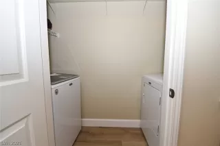 Photo #6: 2269357 Listing 