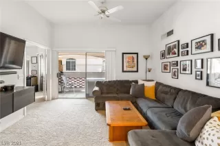 Photo #1: 2269362 Listing