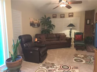 Photo #4: 2269402 Listing 