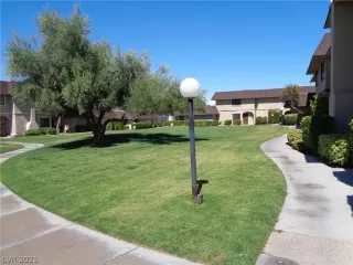 Photo #3: 2269421 Listing