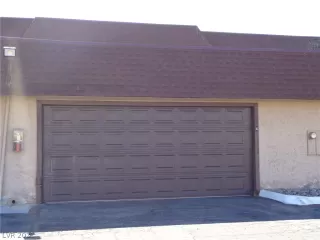 Photo #4: 2269421 Listing